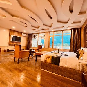 Hill River Resort By West Western